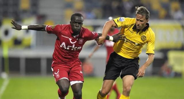 男篮赛事中 男篮赛事中