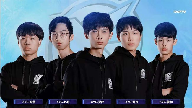 翘首以待的 翘首以待的