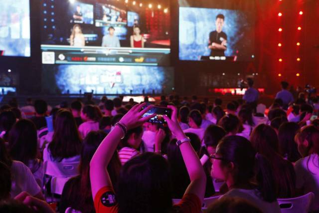 这一动向瞬 这一动向瞬