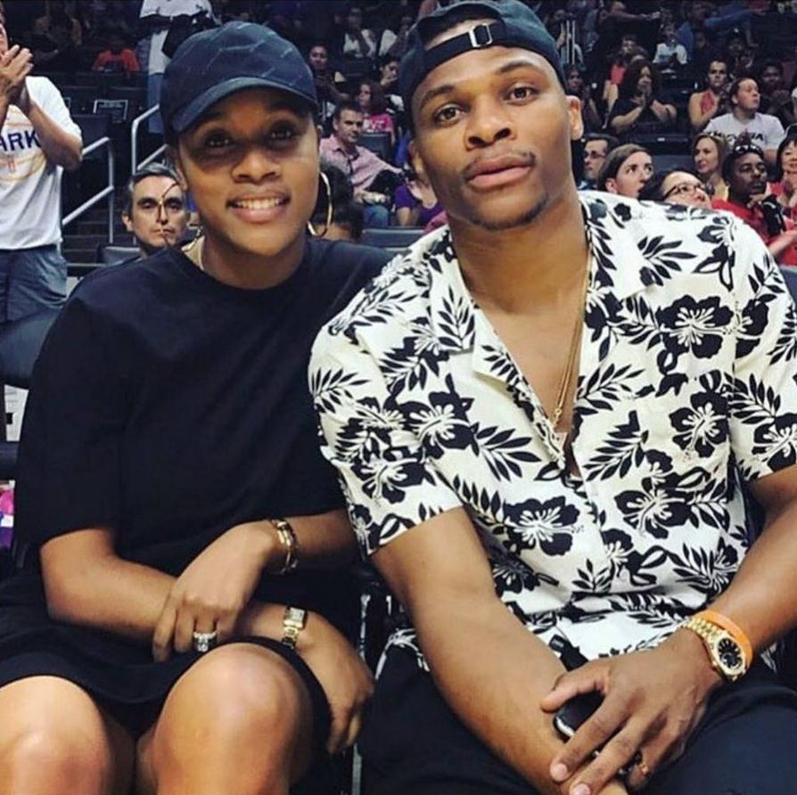 这是为十月 这是为十月